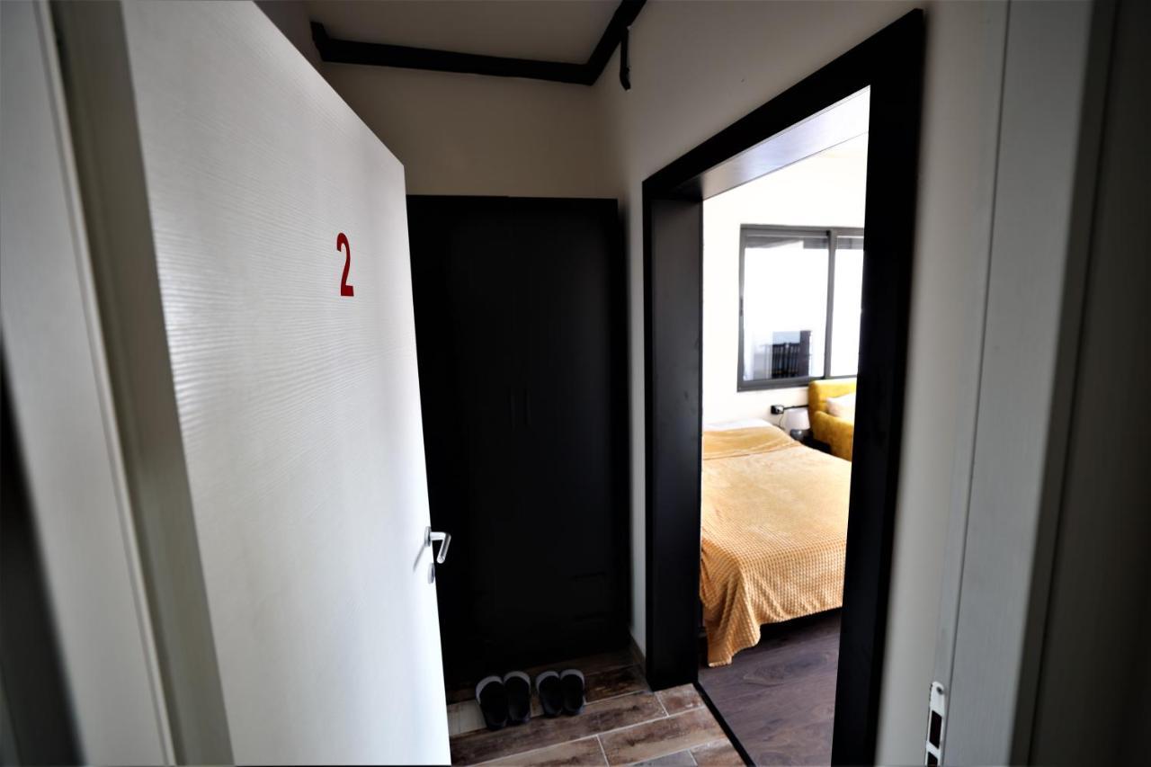 Stylish 1-Bedroom In Tirana #2 Exterior photo