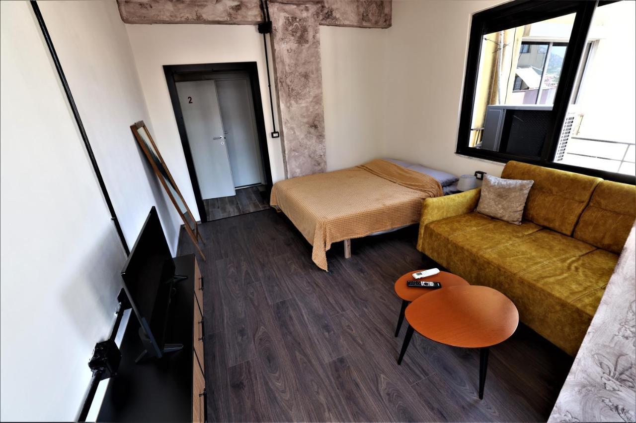 Stylish 1-Bedroom In Tirana #2 Exterior photo